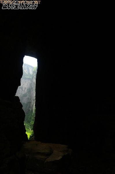 �������������~