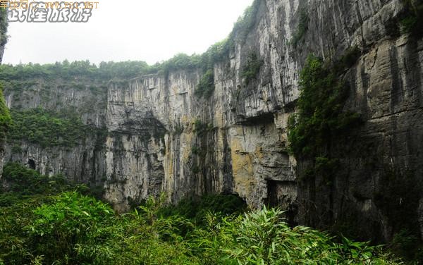 �������������~