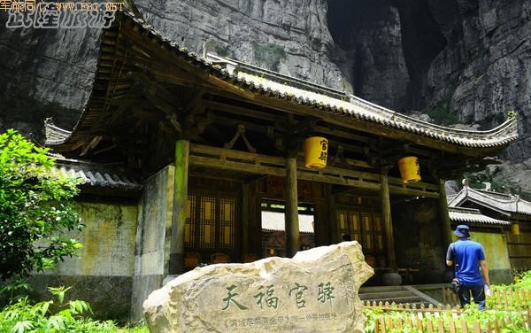 �������������~