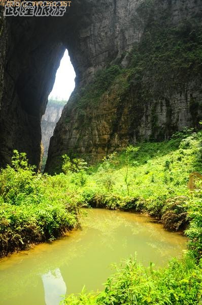 �������������~