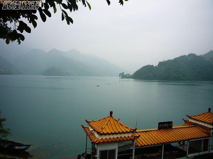 �������ʵ�ܽ�ؽ�