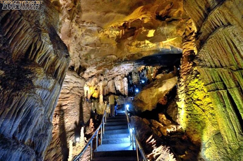 ���е���¡