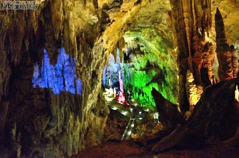 ���е���¡