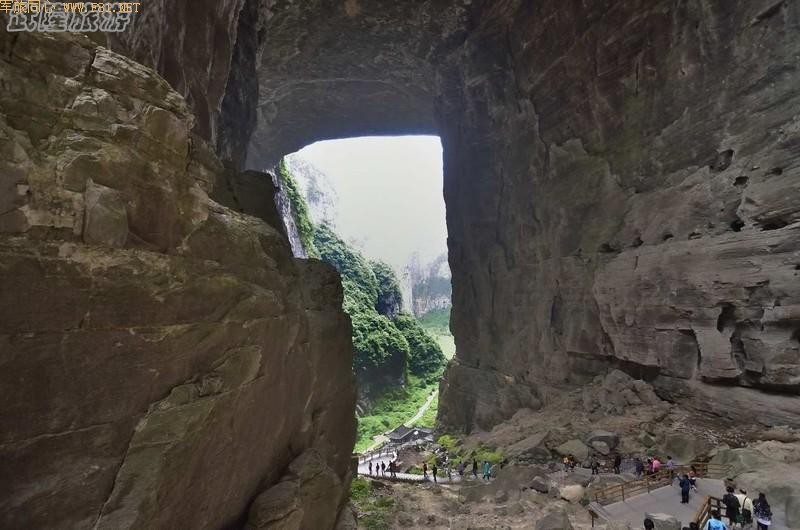 ���е���¡