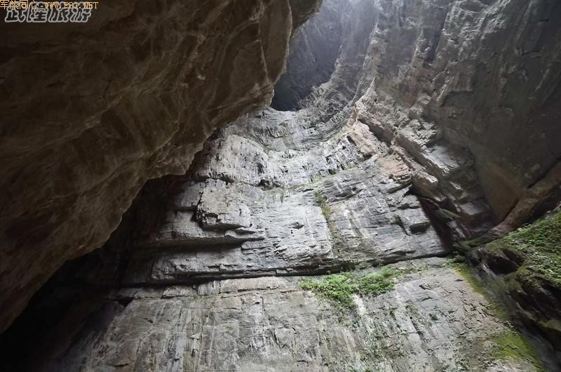 ���е���¡