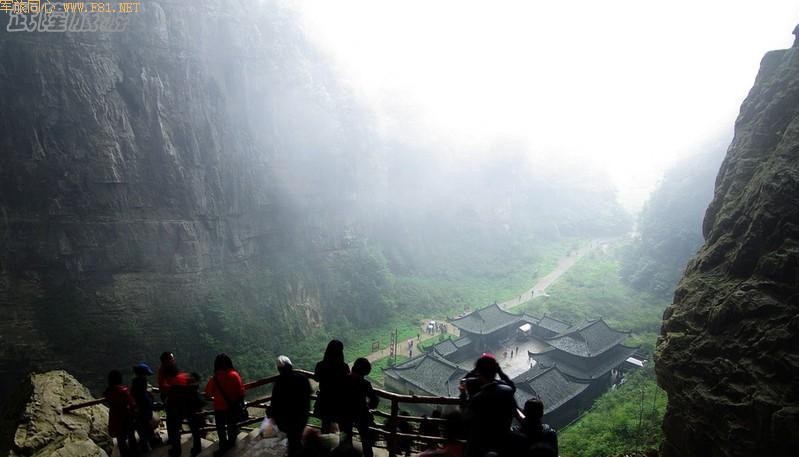 �����������~