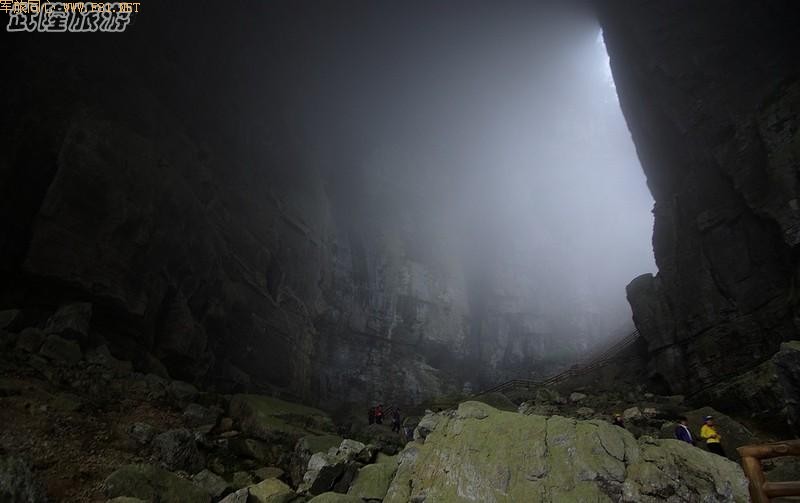 �����������~