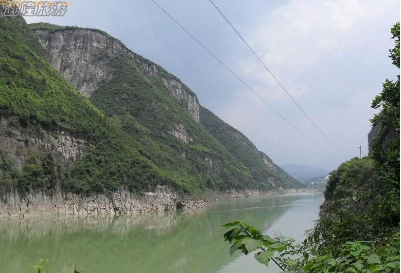 ǧ��ɽˮ�𺳵��ڽ�����