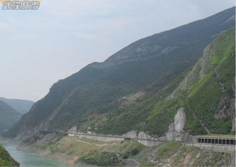 ǧ��ɽˮ�𺳵��ڽ�����