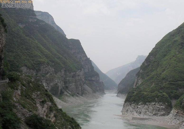 ǧ��ɽˮ�𺳵��ڽ�����