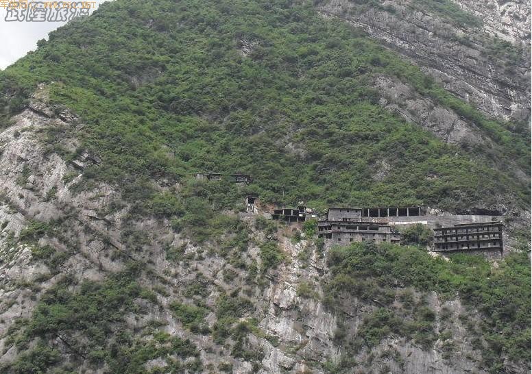 ǧ��ɽˮ�𺳵��ڽ�����