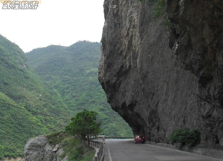 ǧ��ɽˮ�𺳵��ڽ�����