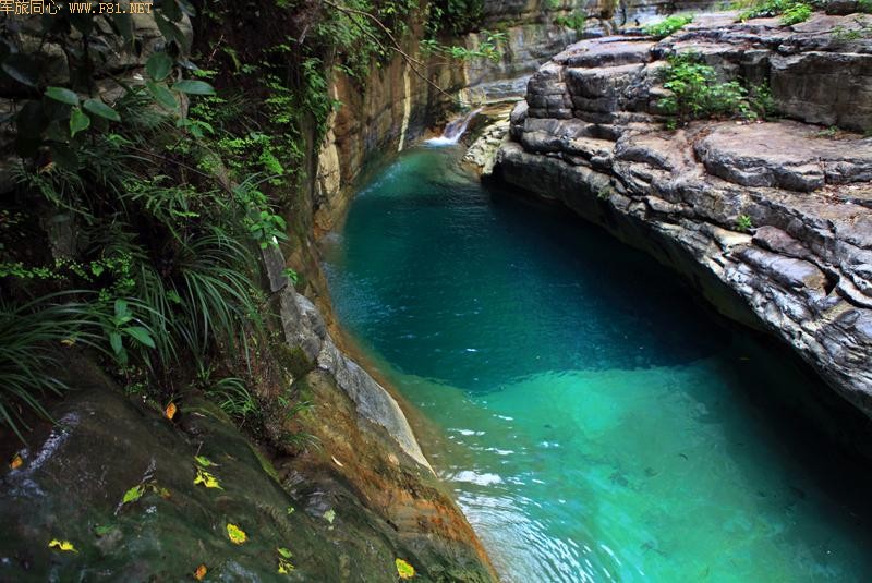 ��ɽ�������СϪ