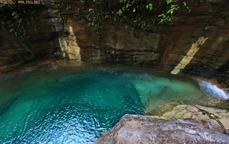 ��ɽ�������СϪ