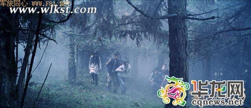 武隆清晨迷雾四起。剧组供图 华龙网 发