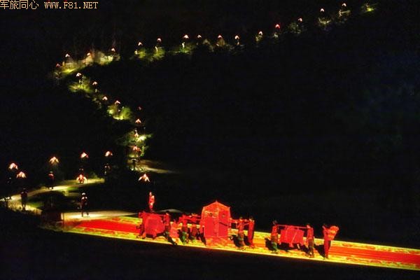 2016新版《印象武隆》演出画面